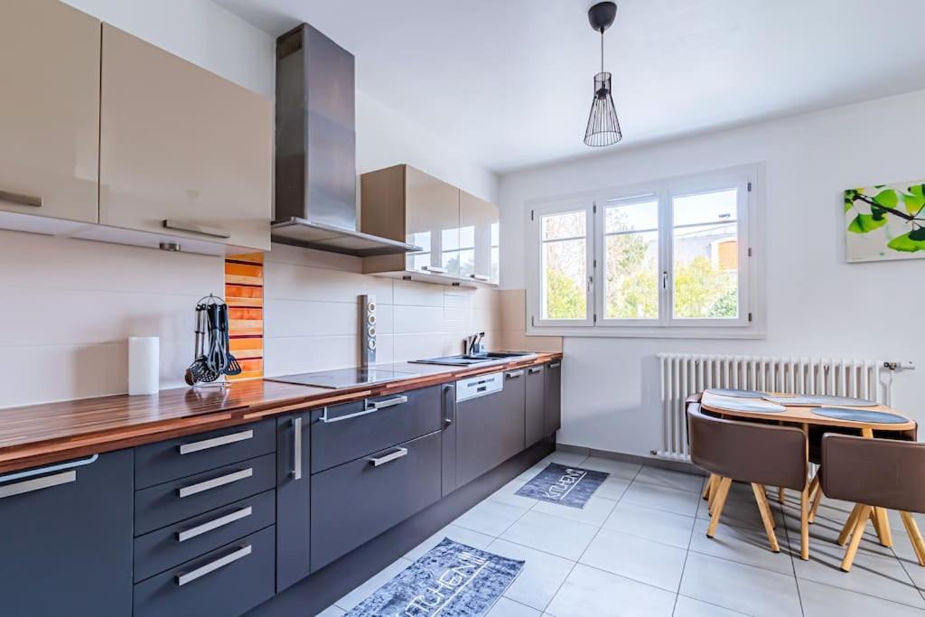 Charmante Maison Au Calme Yerres Zewnętrze zdjęcie